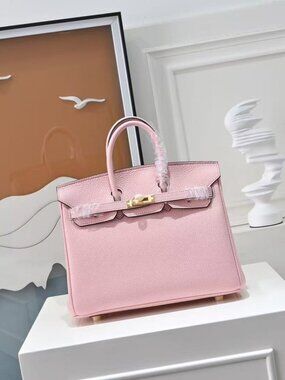 Classic Hermes Bag: A Stylish and Versatile Choice for Elegance